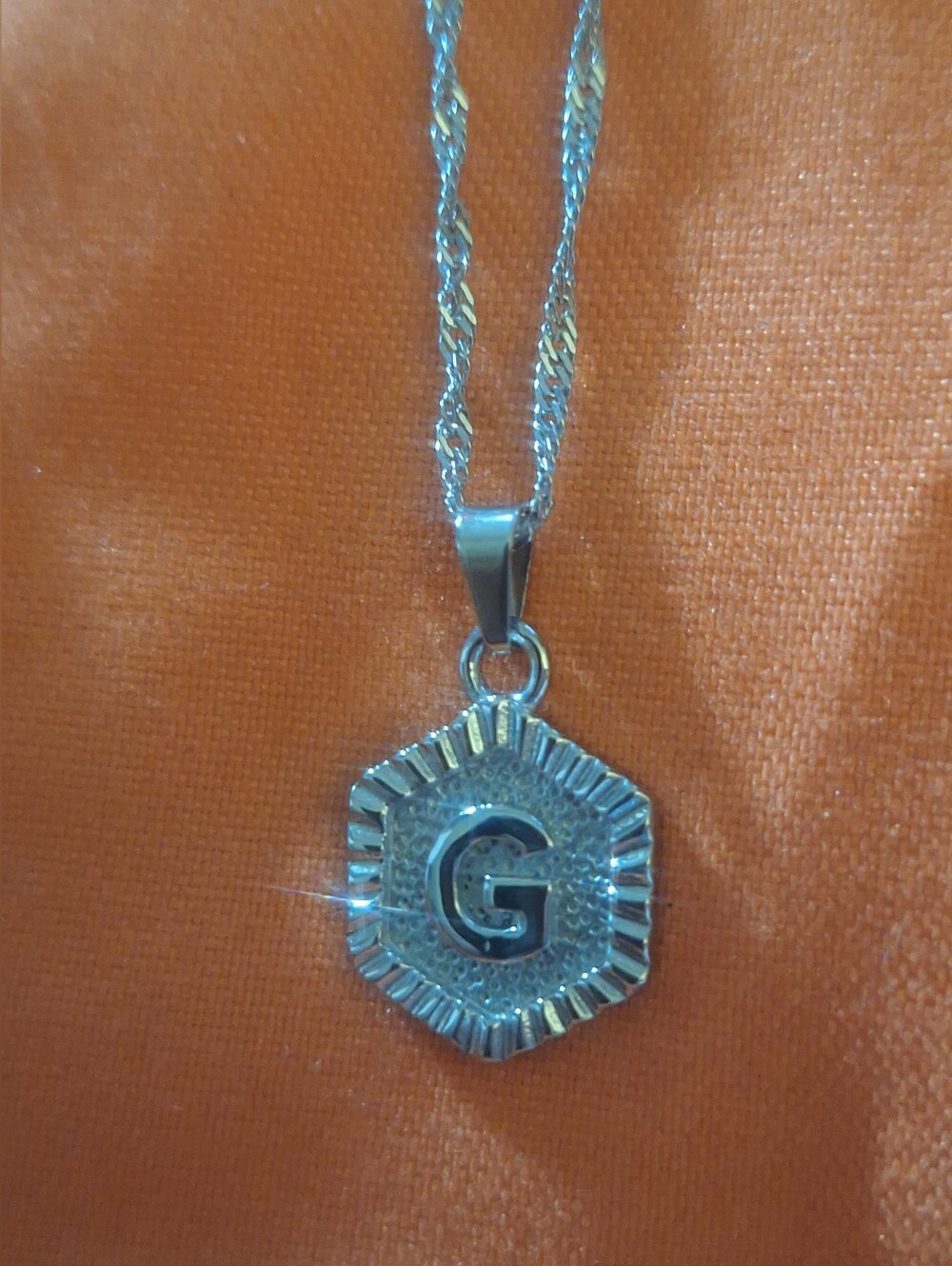 Oak & Ivy Boutique Stainless Silver Tone G Initial Adjustable Necklace NWOT